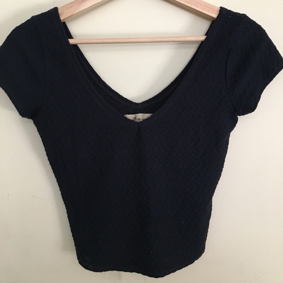 Navy blue hollister cropped top - Picture 1 of 4